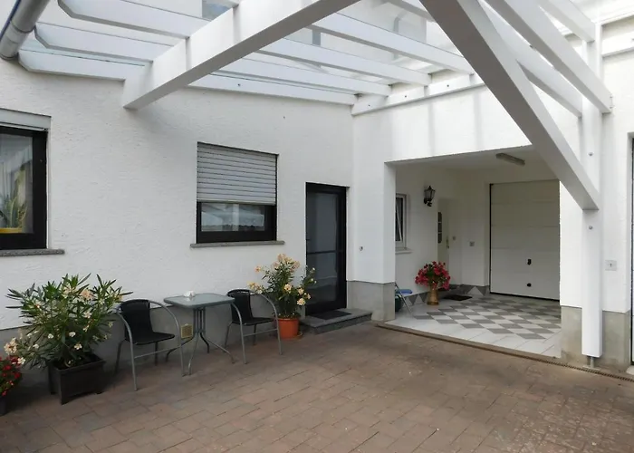 Traut וויטליך